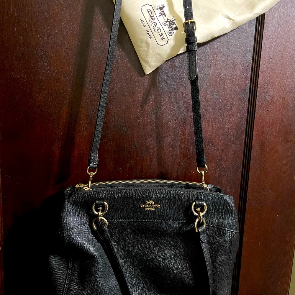 Coach Black Leather Crossbody Handbag/Purse with Gold Hardware